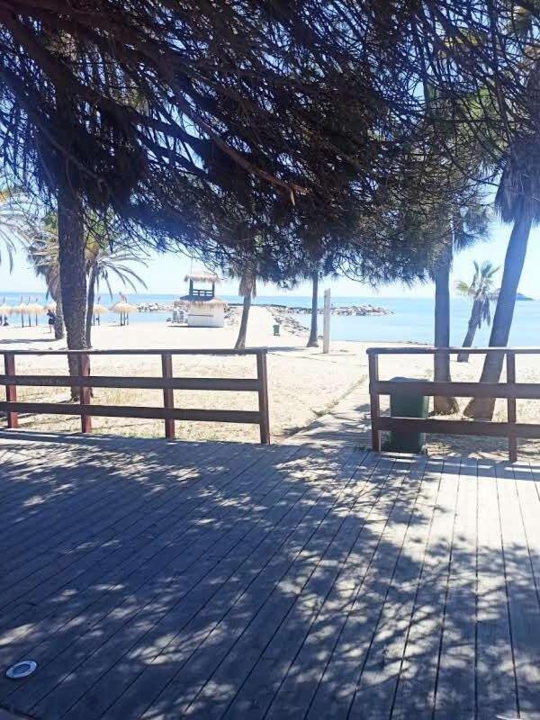 Apartment Beachfront Luxury Felicidad Marbella