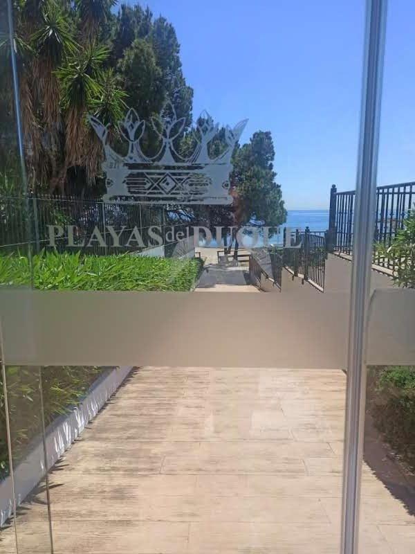 Beachfront Luxury Felicidad