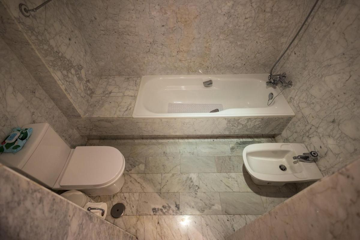 Beachfront Luxury Felicidad Apartment